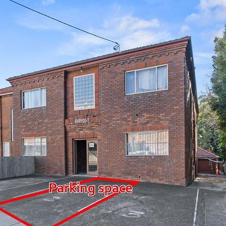 Burwood New 2 Bedroom 2 Bathroom Apartment Sydney Buitenkant foto