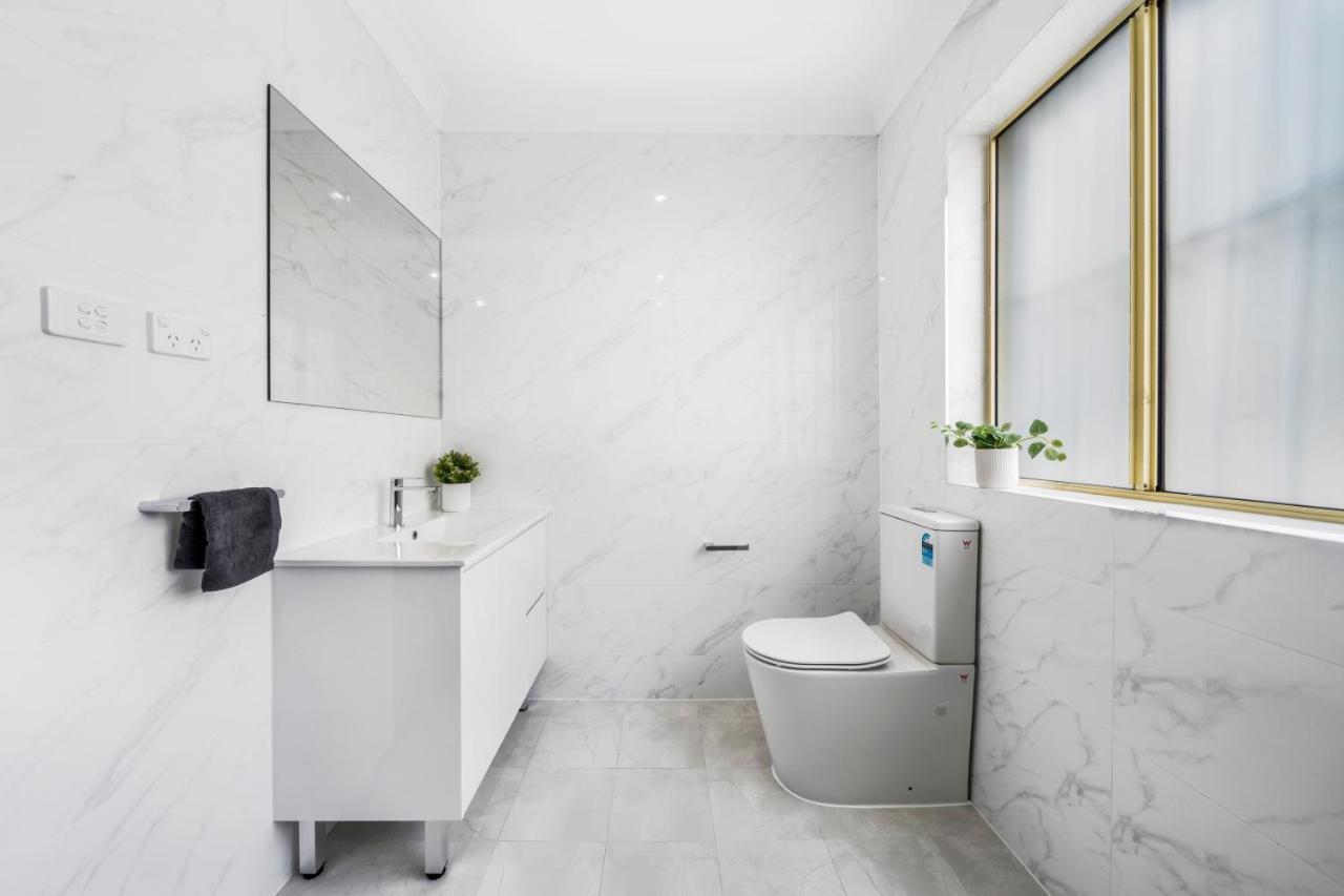 Burwood New 2 Bedroom 2 Bathroom Apartment Sydney Buitenkant foto